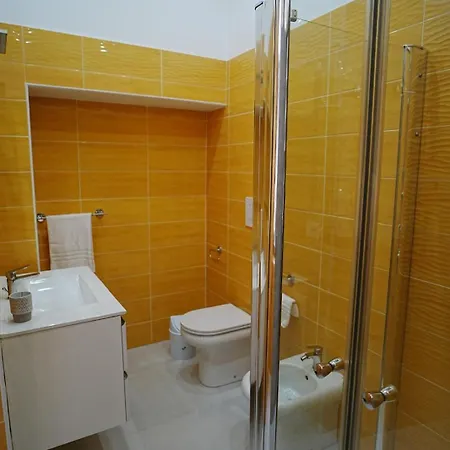 Just Like 게스트하우스 3*